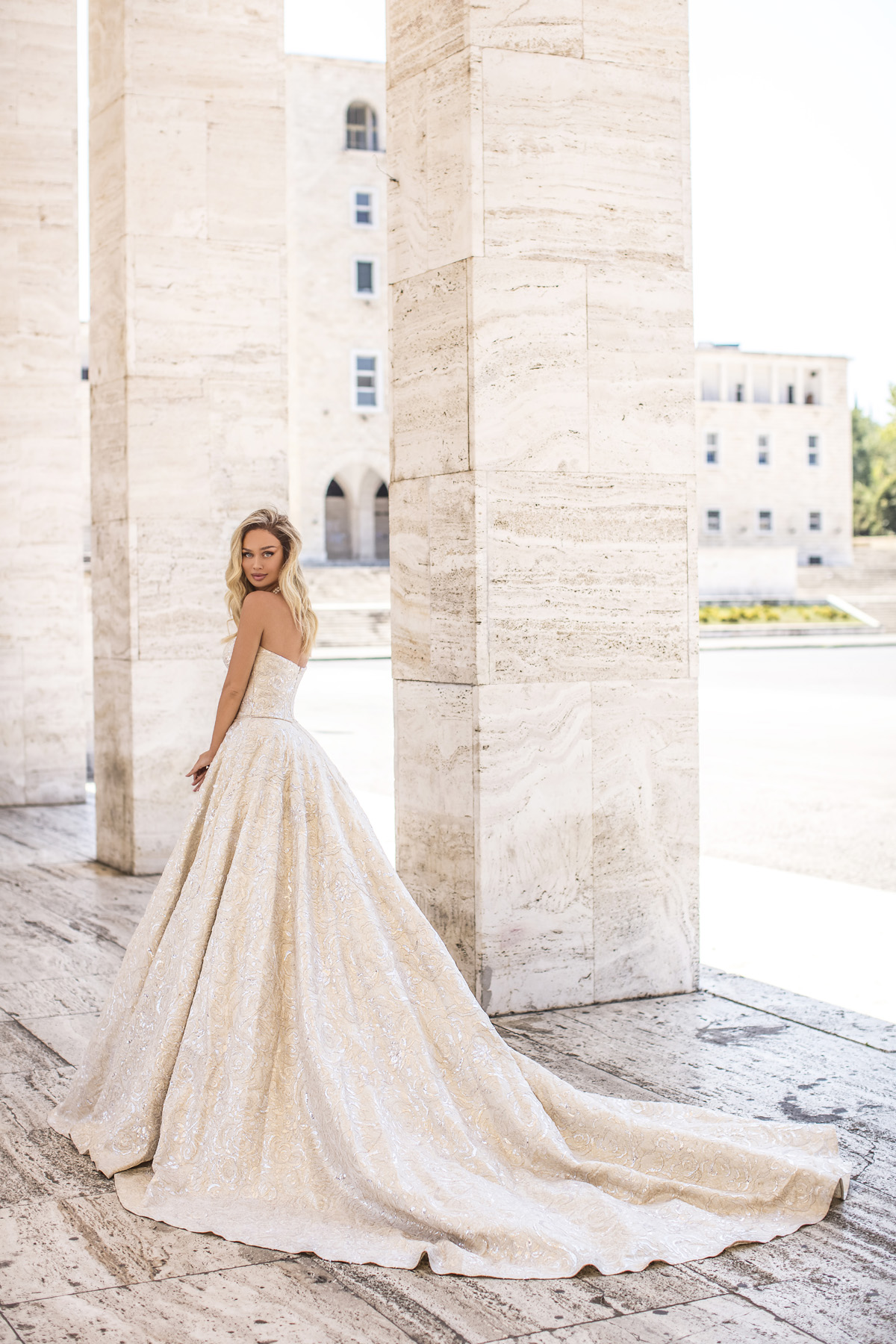 Picture of VANILLA BRIDAL GOWN
